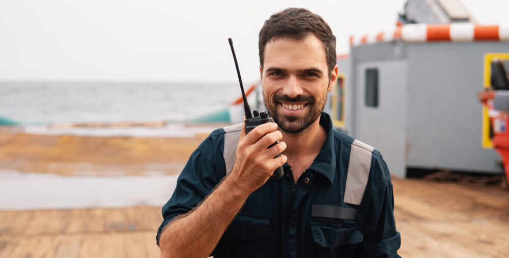 Simplicidade e eficiência: o rádio portátil ideal para te deixar sempre conectado!